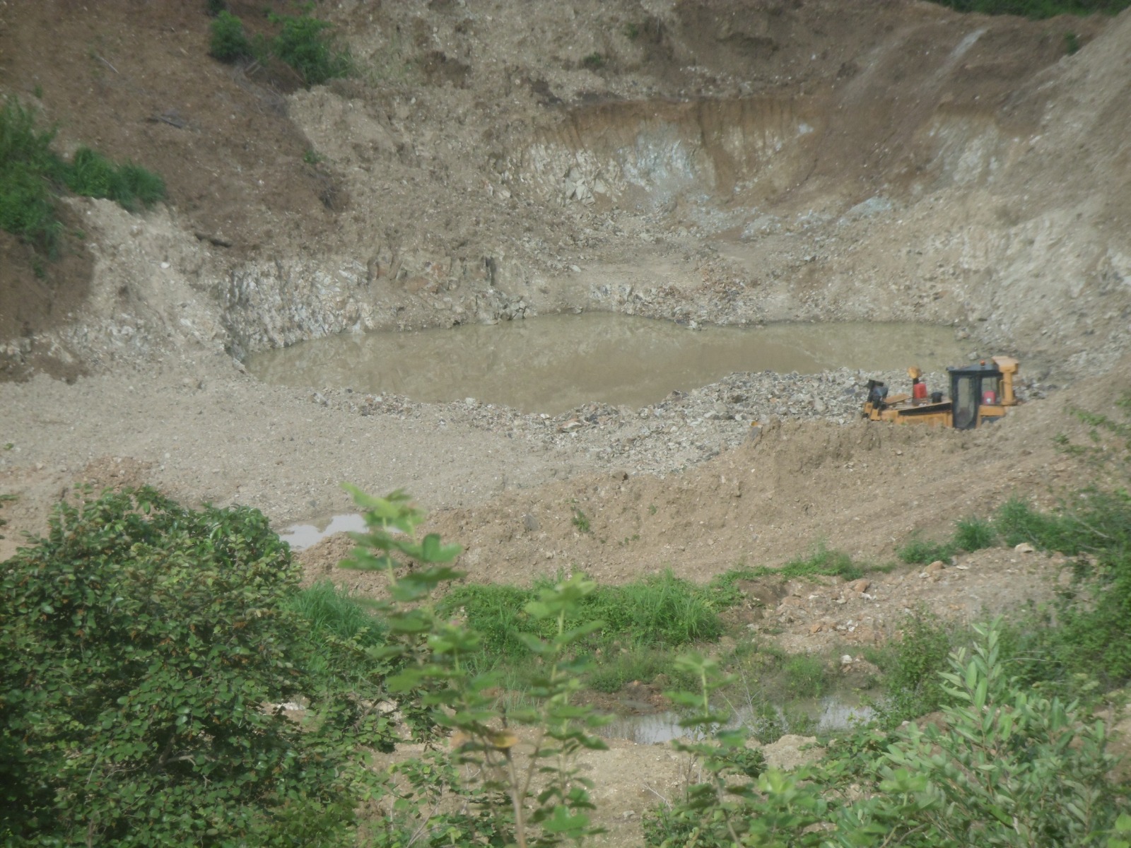 Site minier observe dans le cadre d'une mission environnementale